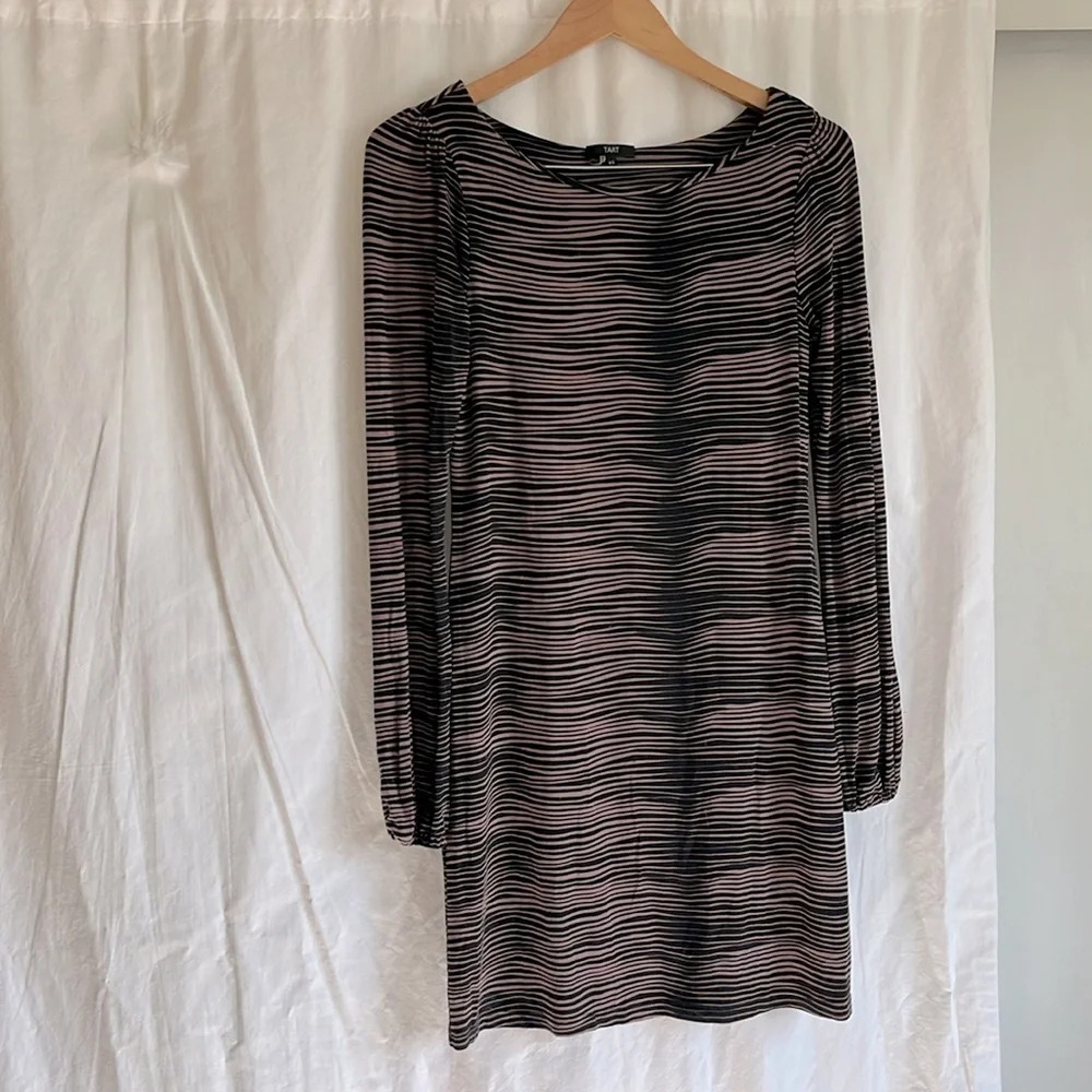 Tart Abstract Striped Long Sleeve Stretchy Casual Dress